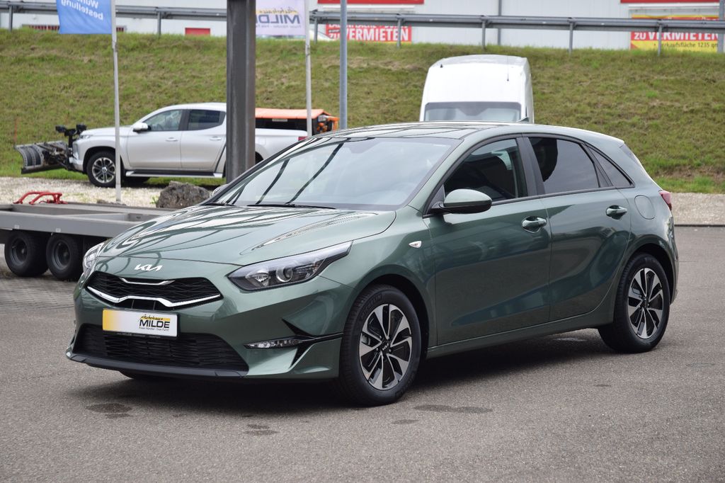 Kia cee'd / Ceed 2025