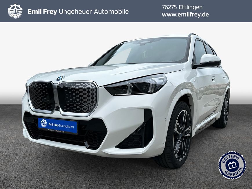 BMW iX1
