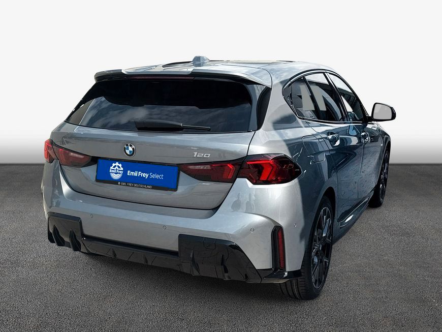 BMW 120
