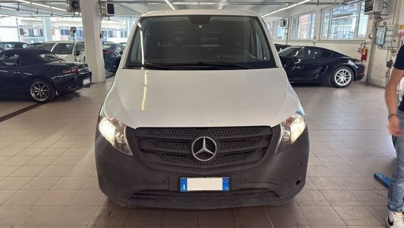 Mercedes-Benz Vito 2021