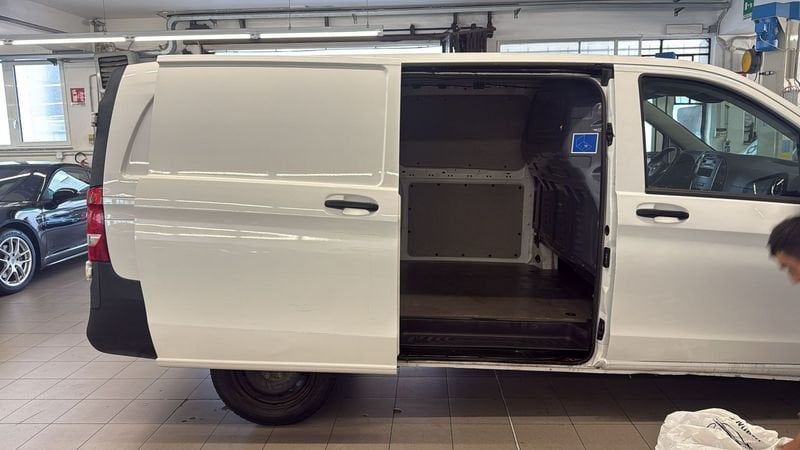 Mercedes-Benz Vito 2021