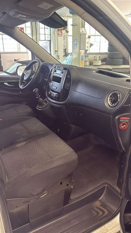 Mercedes-Benz Vito 2021