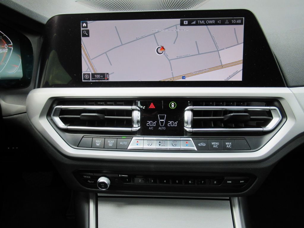BMW 318 2021