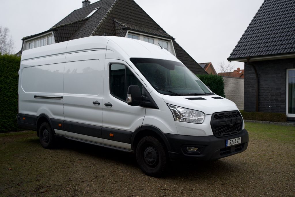 Ford Transit 2021