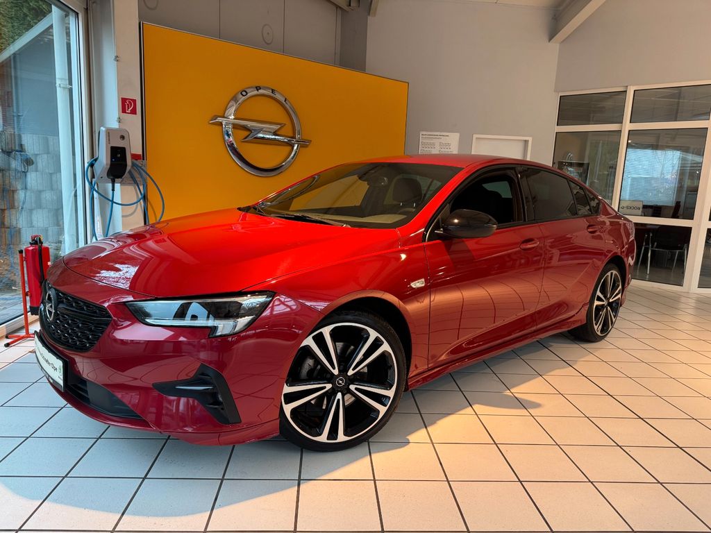 Opel Insignia 2022