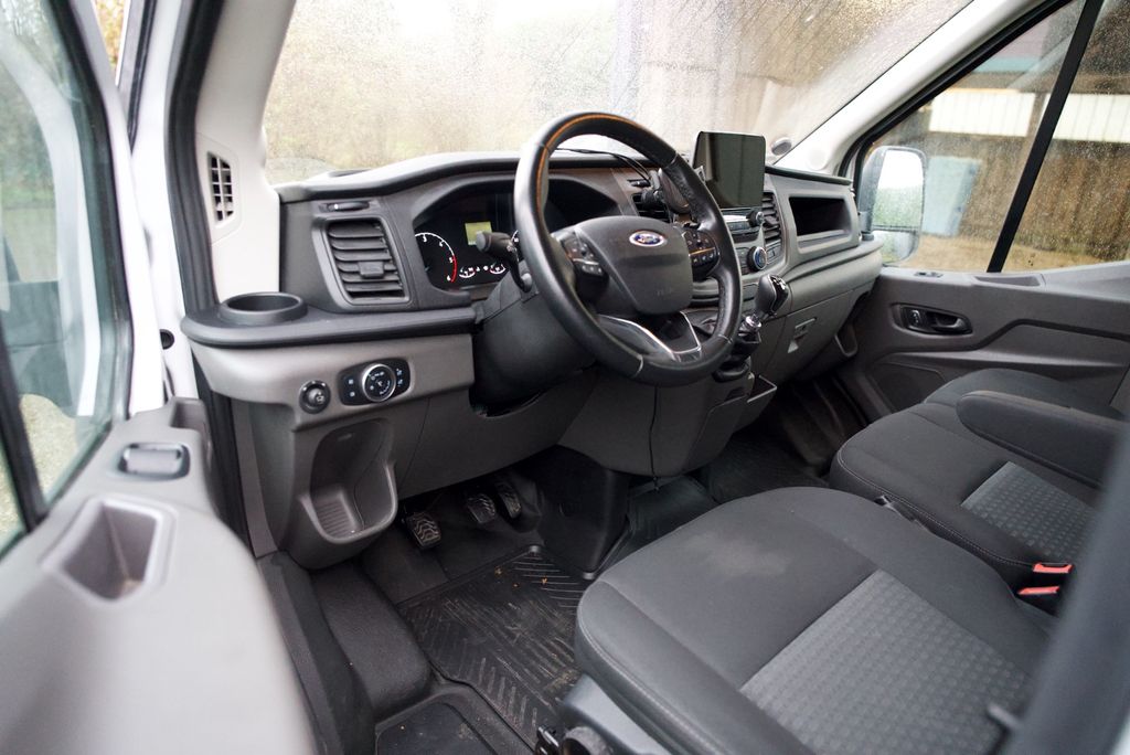 Ford Transit 2021
