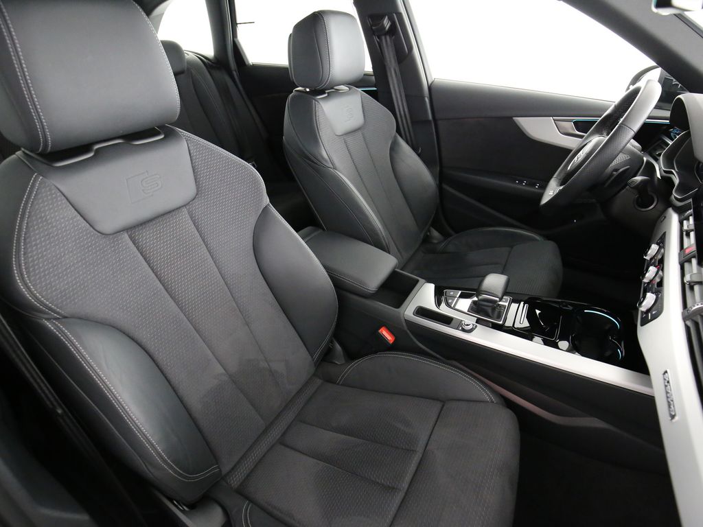 Audi A4 2022