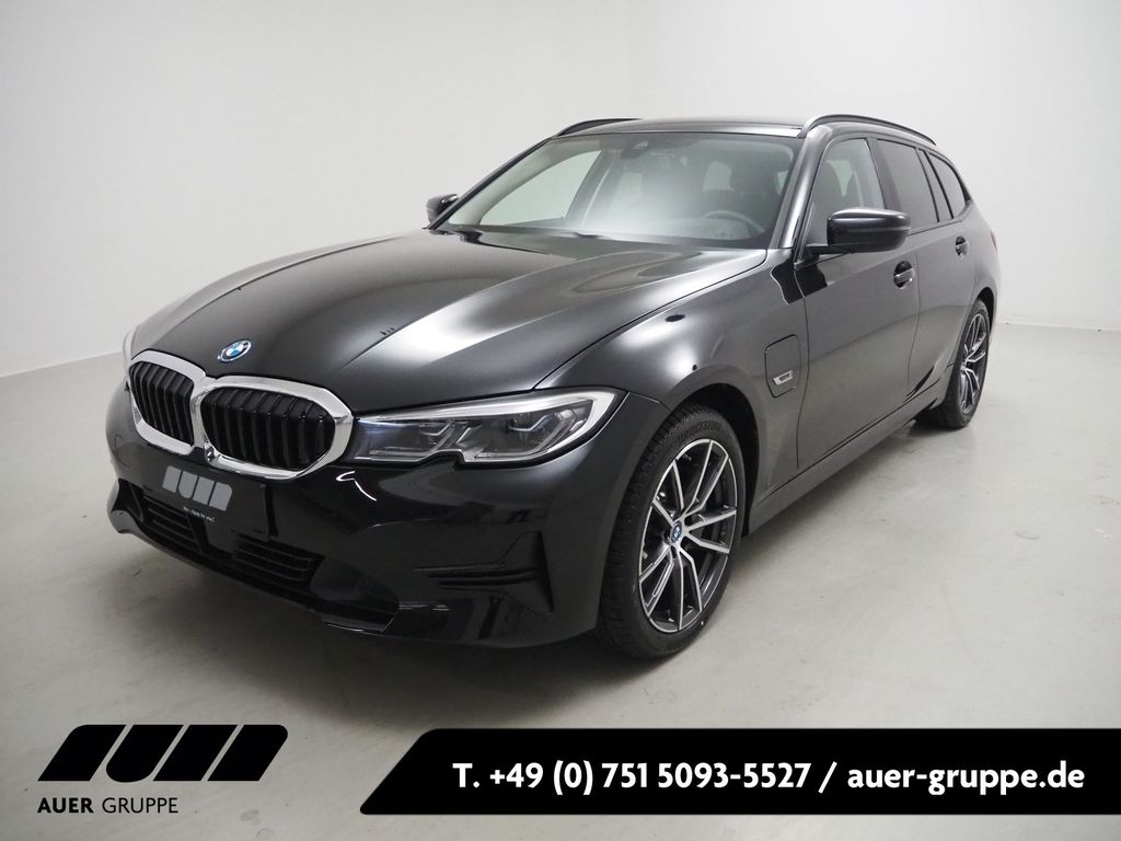 BMW 330 2021