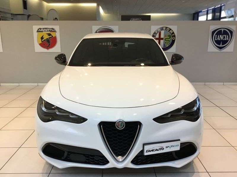 Alfa Romeo Stelvio 2023