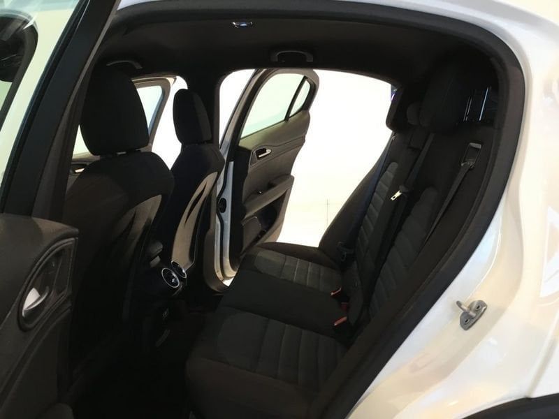 Alfa Romeo Stelvio 2023