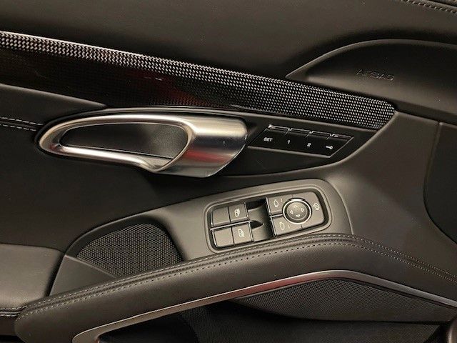 Porsche Boxster 2025