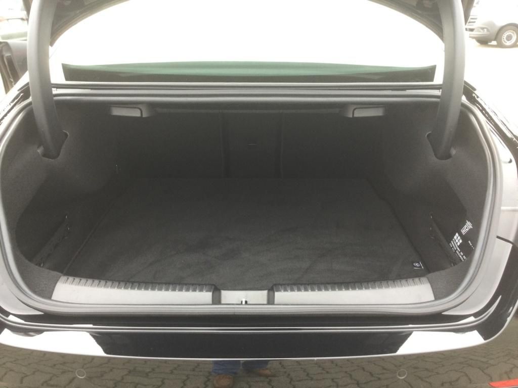 Mercedes-Benz CLA 200 2024