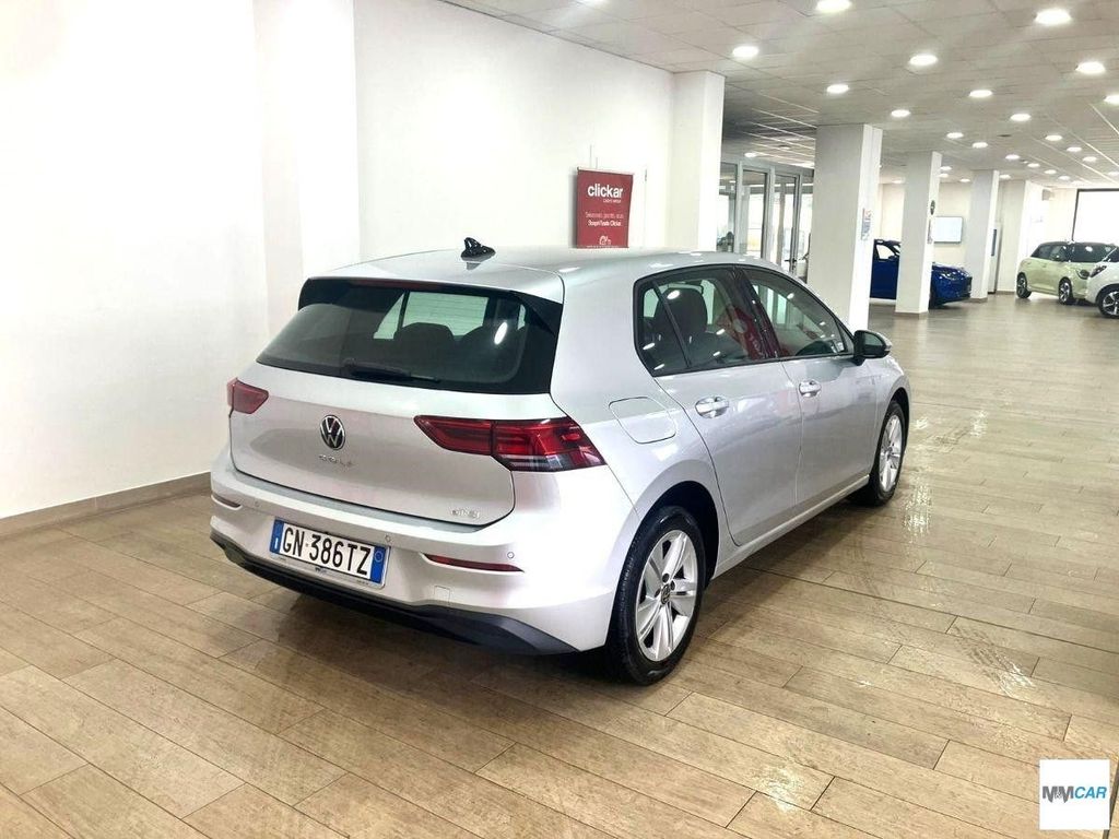 Volkswagen Golf 2023