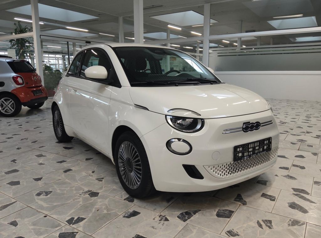Fiat 500e 2023