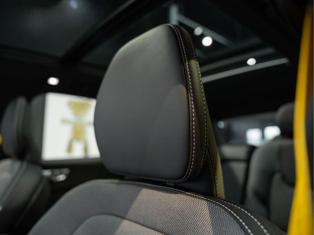 Volvo XC60 2025