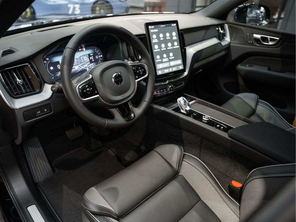 Volvo XC60 2025