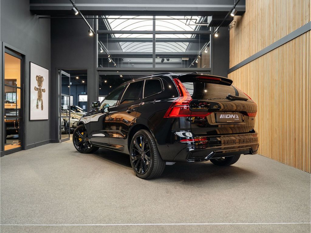 Volvo XC60 2025