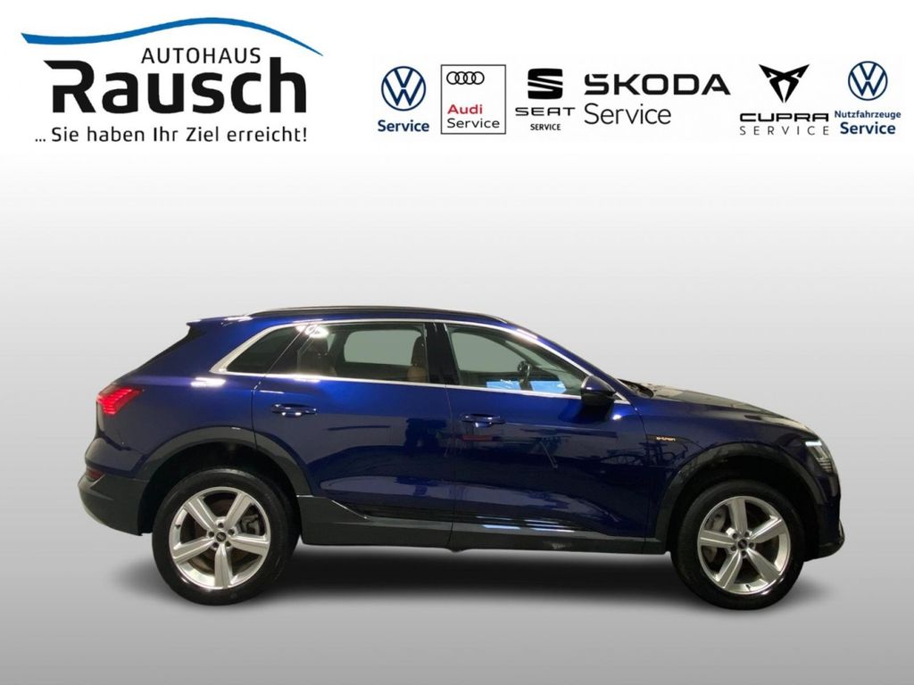 Audi e-tron 2022