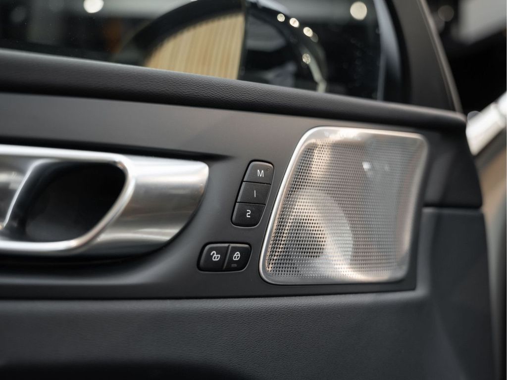 Volvo XC60 2024