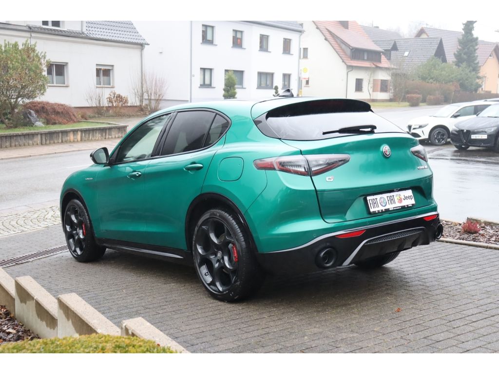 Alfa Romeo Stelvio 2025