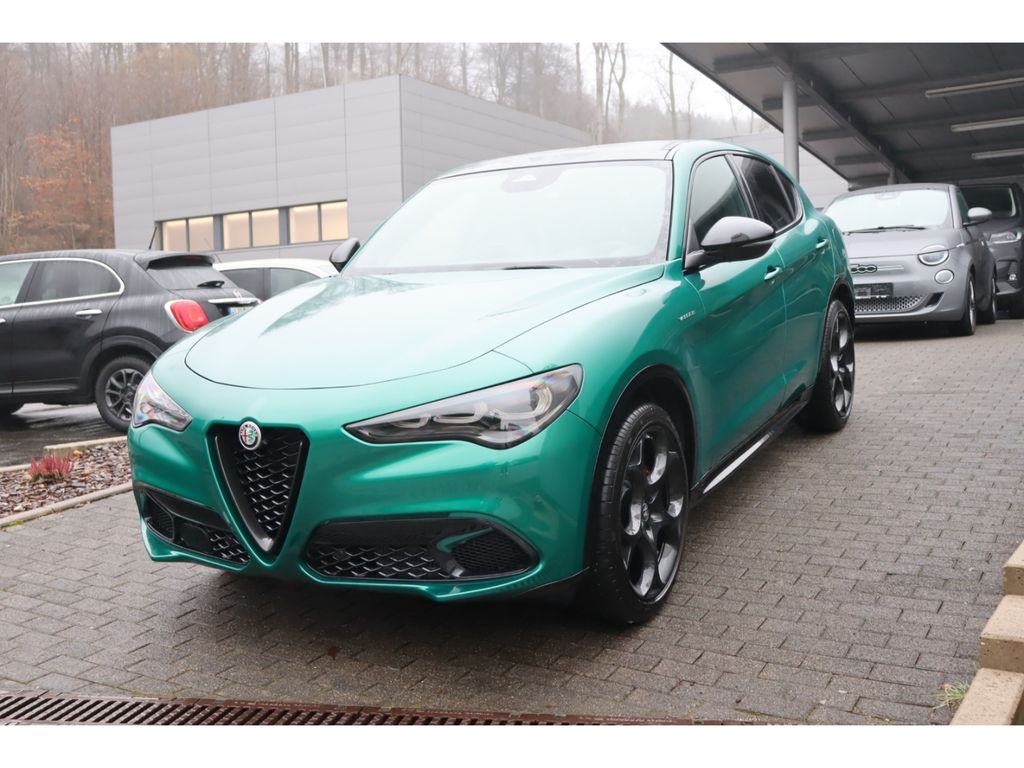 Alfa Romeo Stelvio 2025