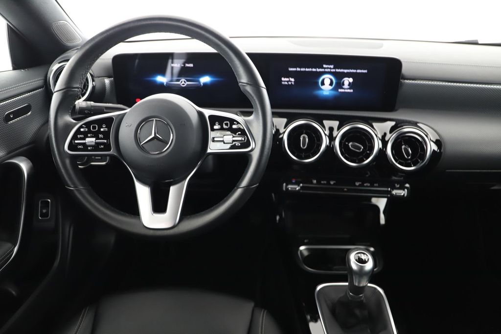 Mercedes-Benz CLA 180 2020