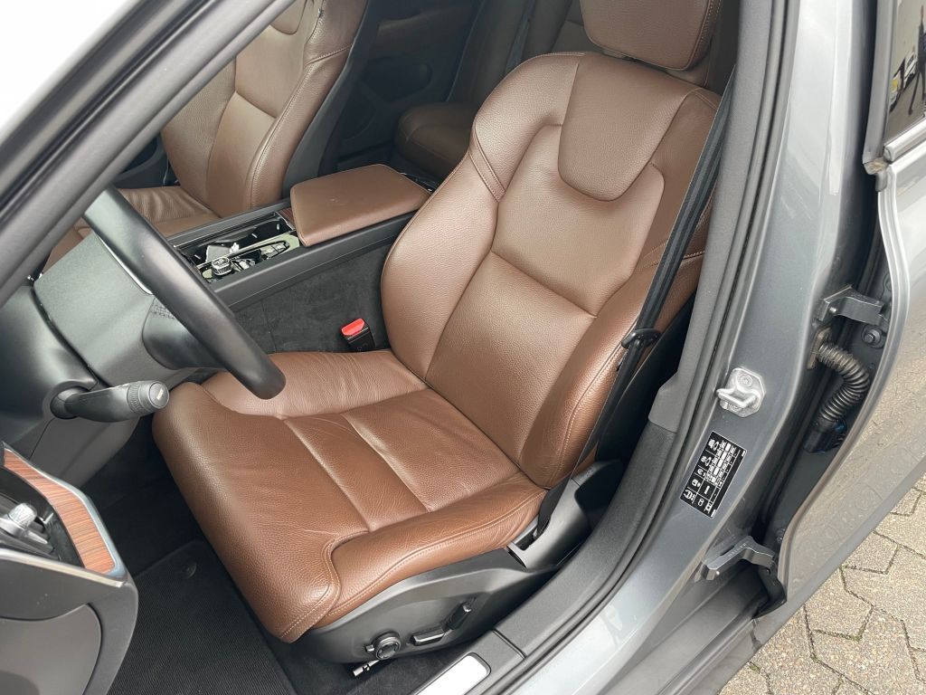 Volvo V60 Cross Country 2021