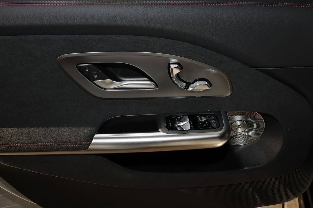 Mercedes-Benz CLA 350 2025