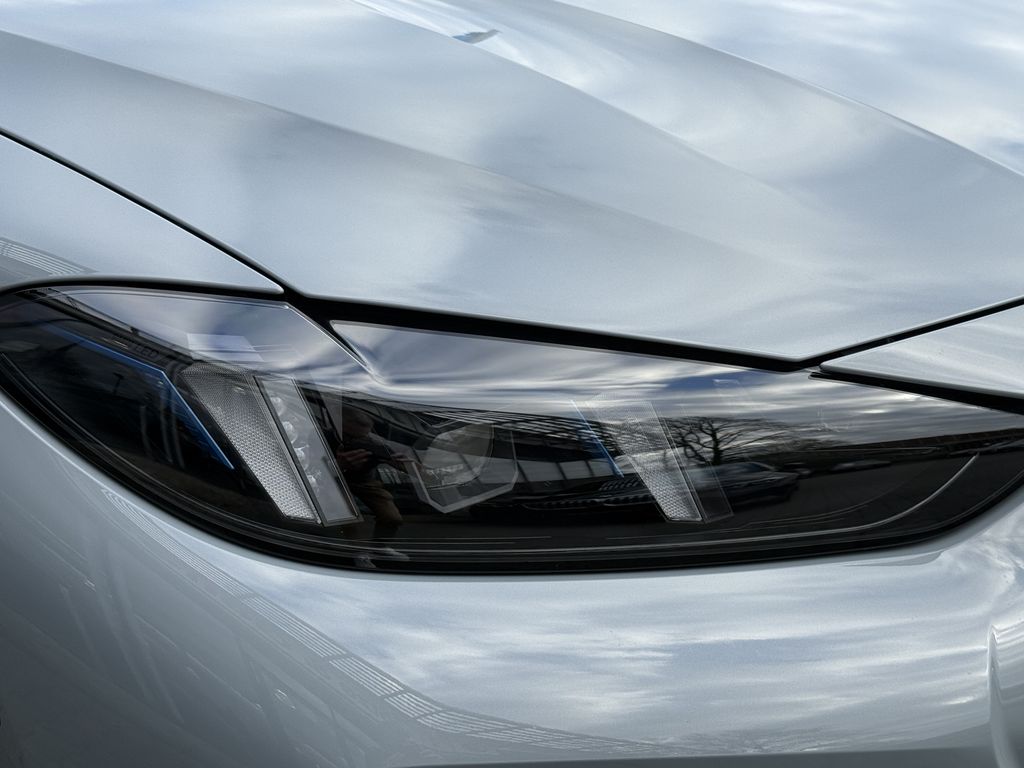 BMW i4 2025