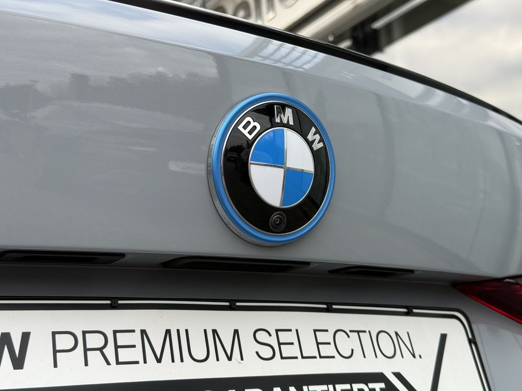 BMW i4 2025