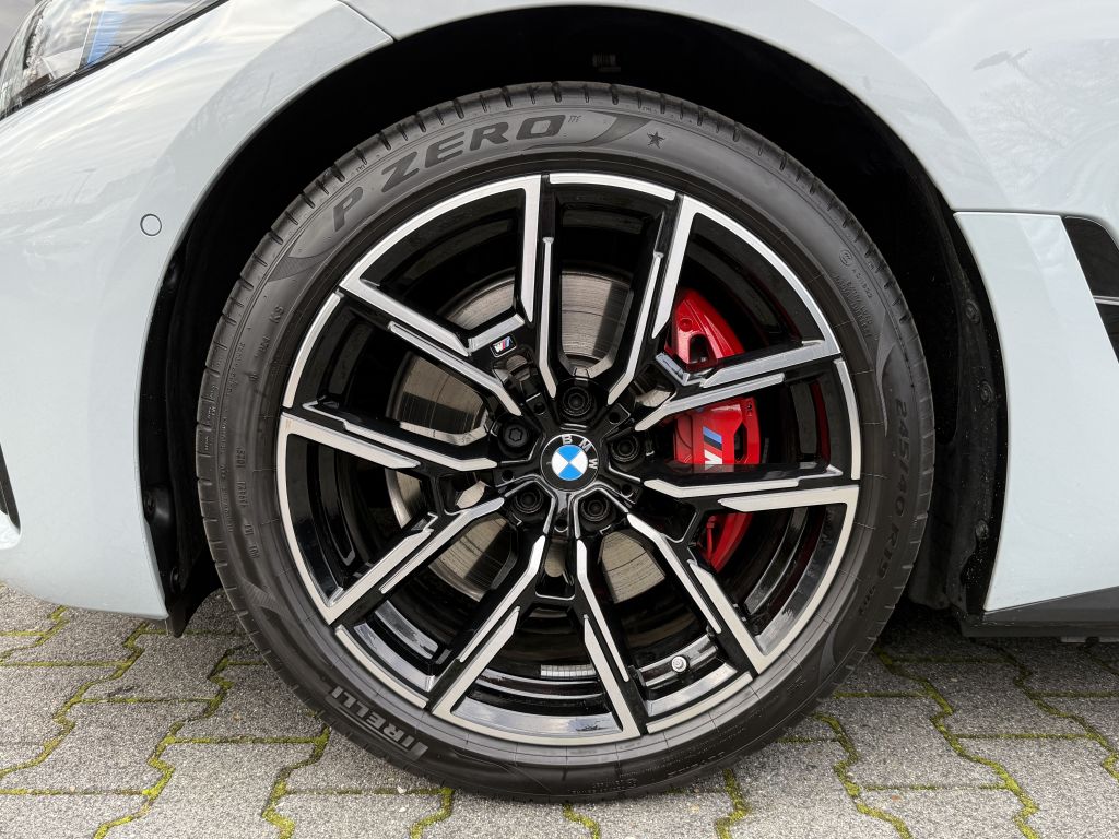 BMW i4 2025