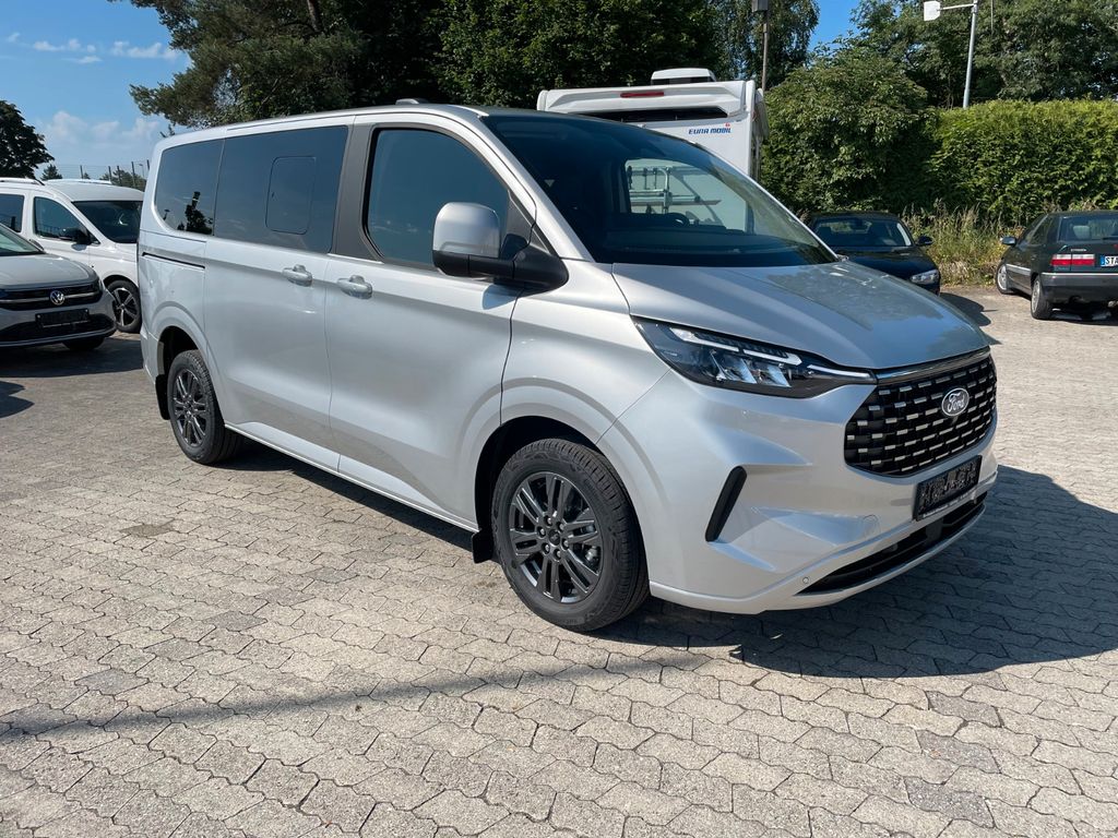 Ford Tourneo Custom 2025
