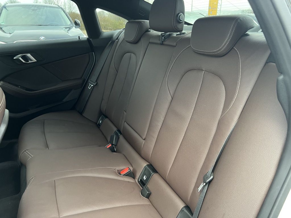 BMW 218 Gran Coupé 2024