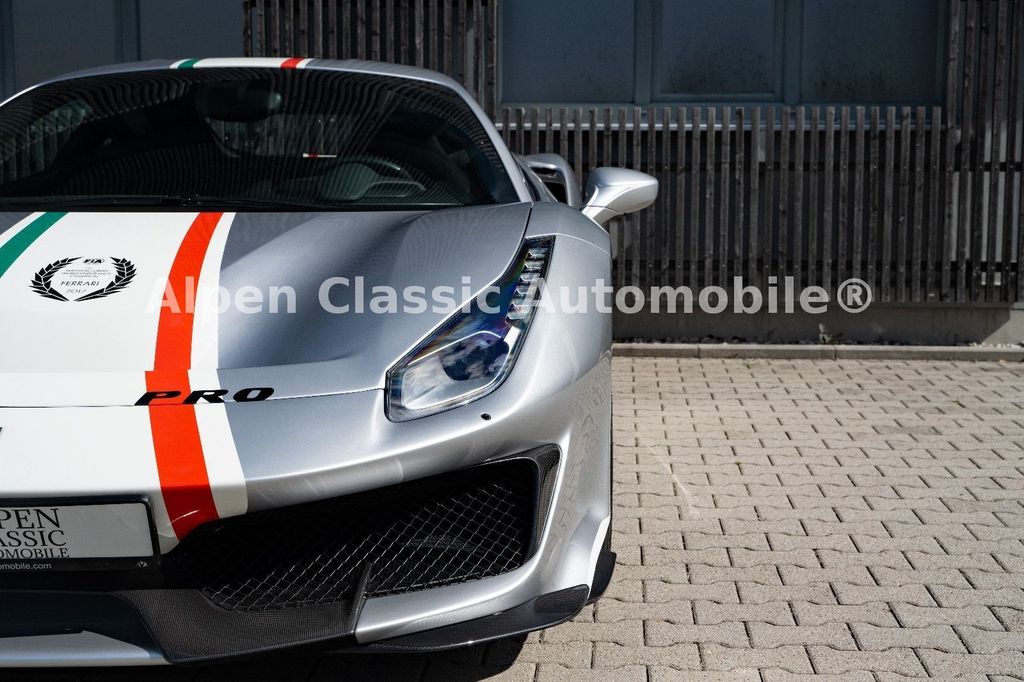 Ferrari 488 Pista 2020