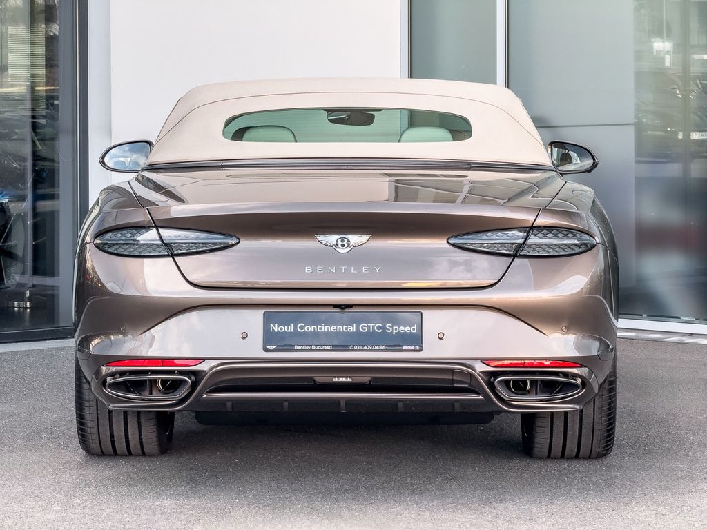 Bentley Continental GTC 2025