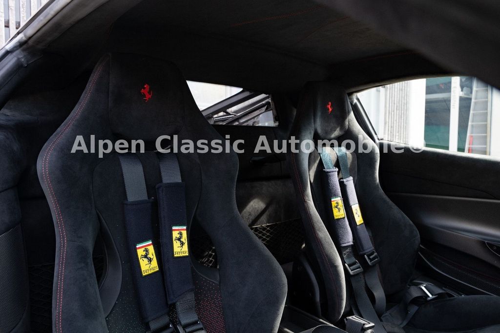 Ferrari 488 Pista 2020