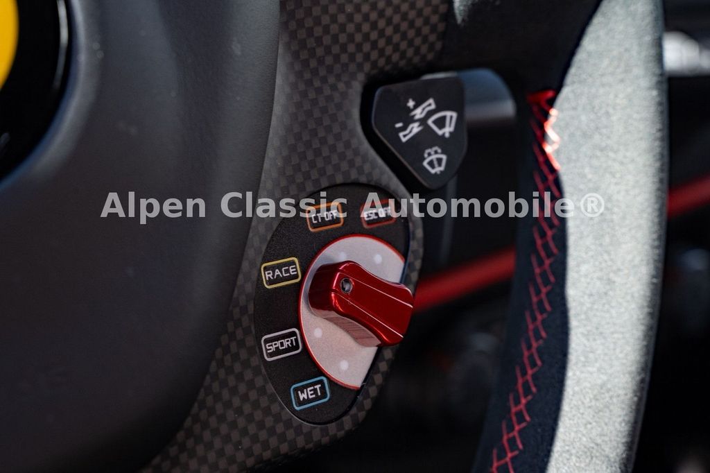 Ferrari 488 Pista 2020