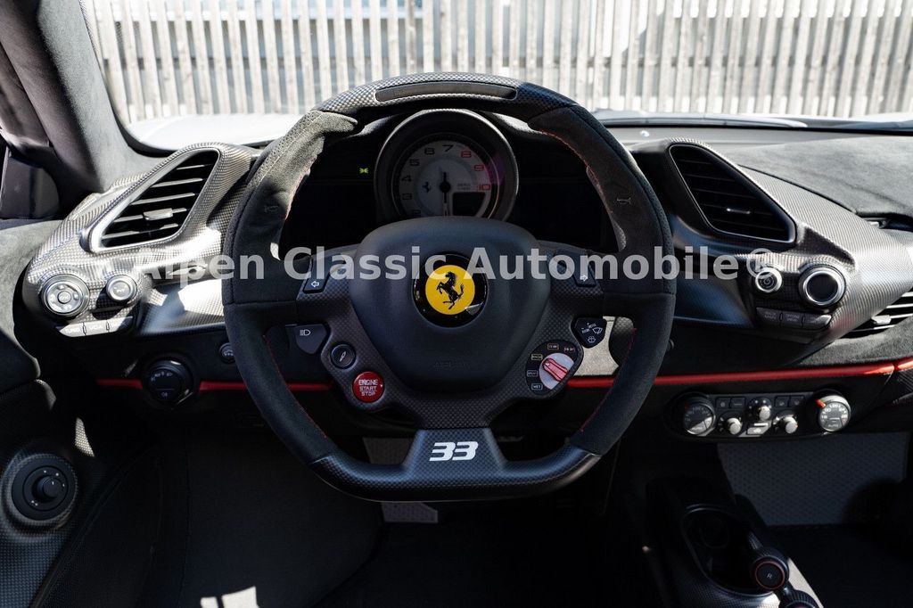 Ferrari 488 Pista 2020