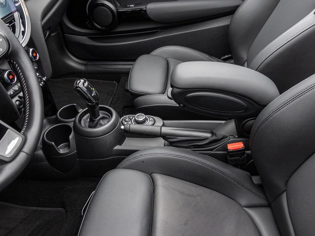 MINI Cooper Cabrio 2022