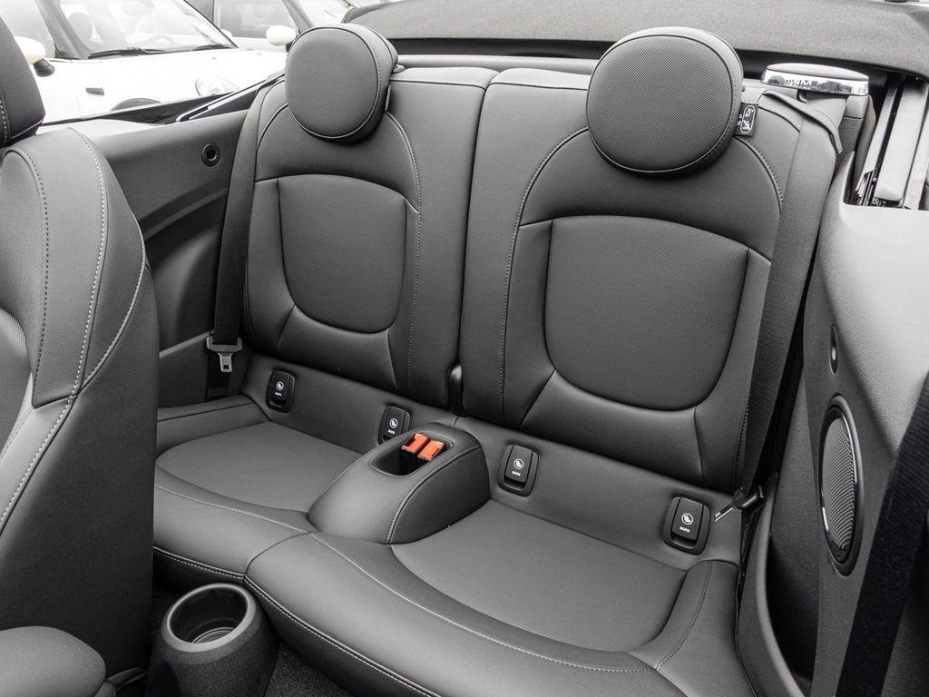 MINI Cooper Cabrio 2022