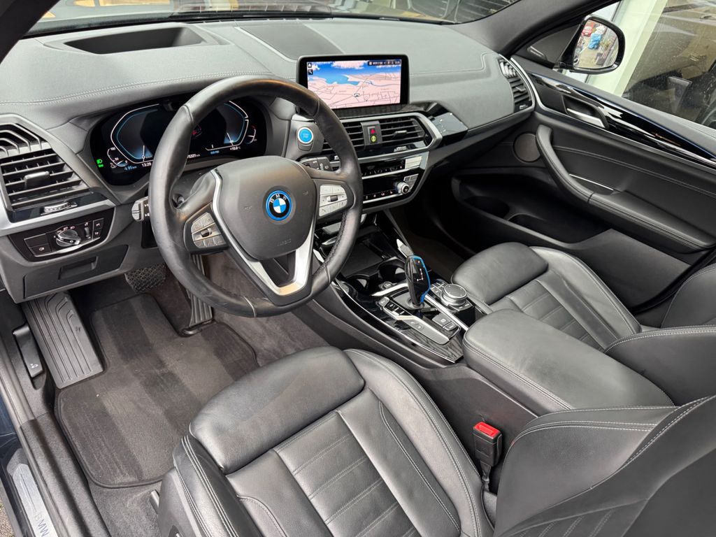 BMW iX3 2021