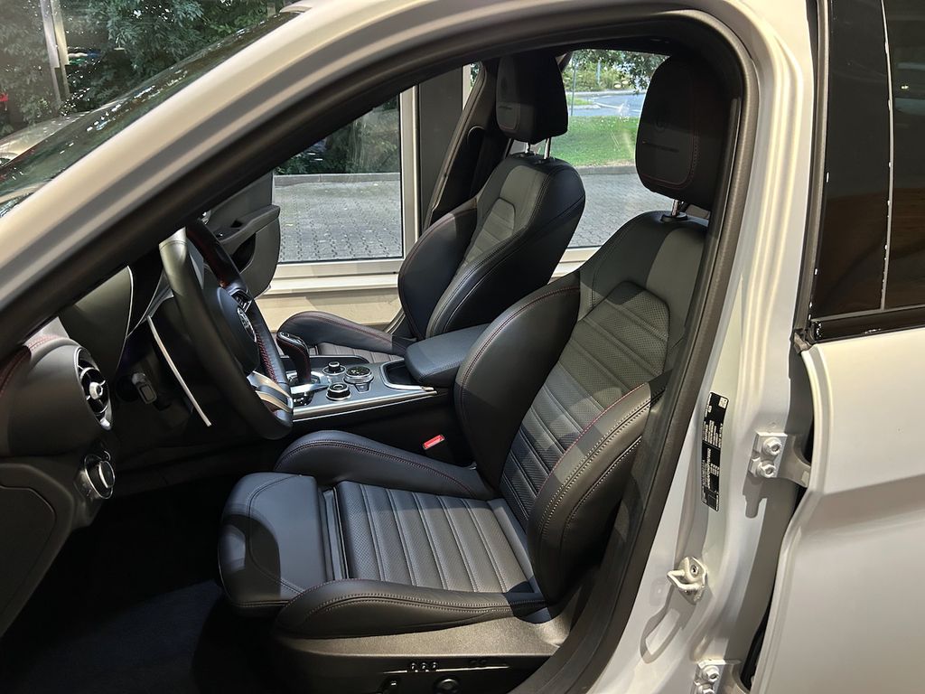 Alfa Romeo Giulia 2023