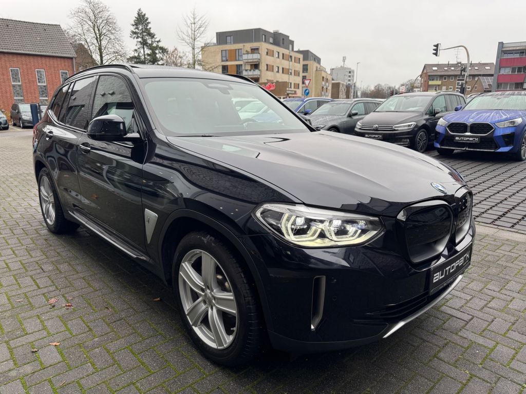 BMW iX3 2021