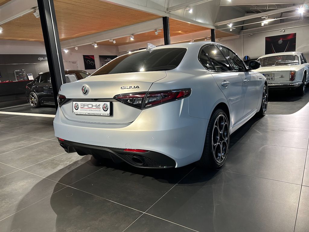 Alfa Romeo Giulia 2023