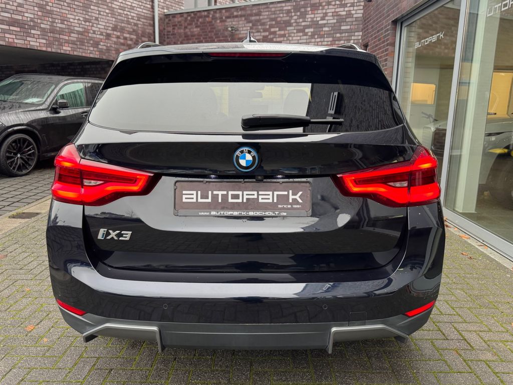 BMW iX3 2021