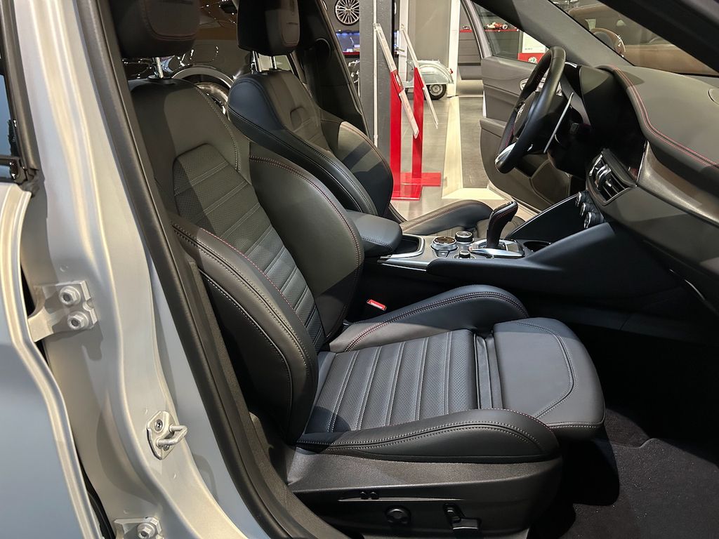 Alfa Romeo Giulia 2023