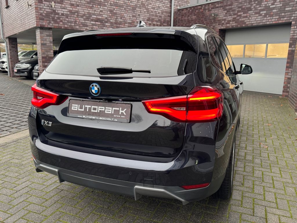 BMW iX3 2021