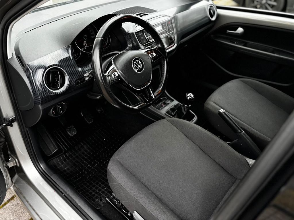 Volkswagen up! 2020