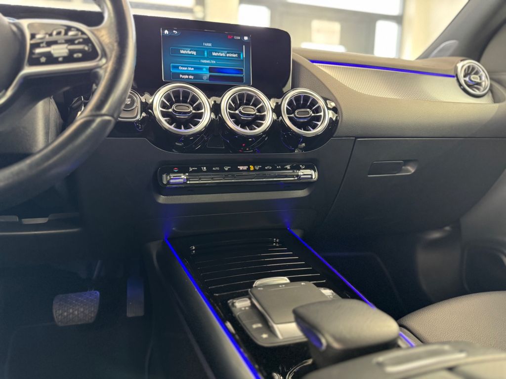 Mercedes-Benz EQA 2021