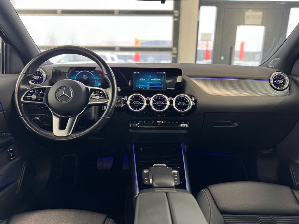 Mercedes-Benz EQA 2021